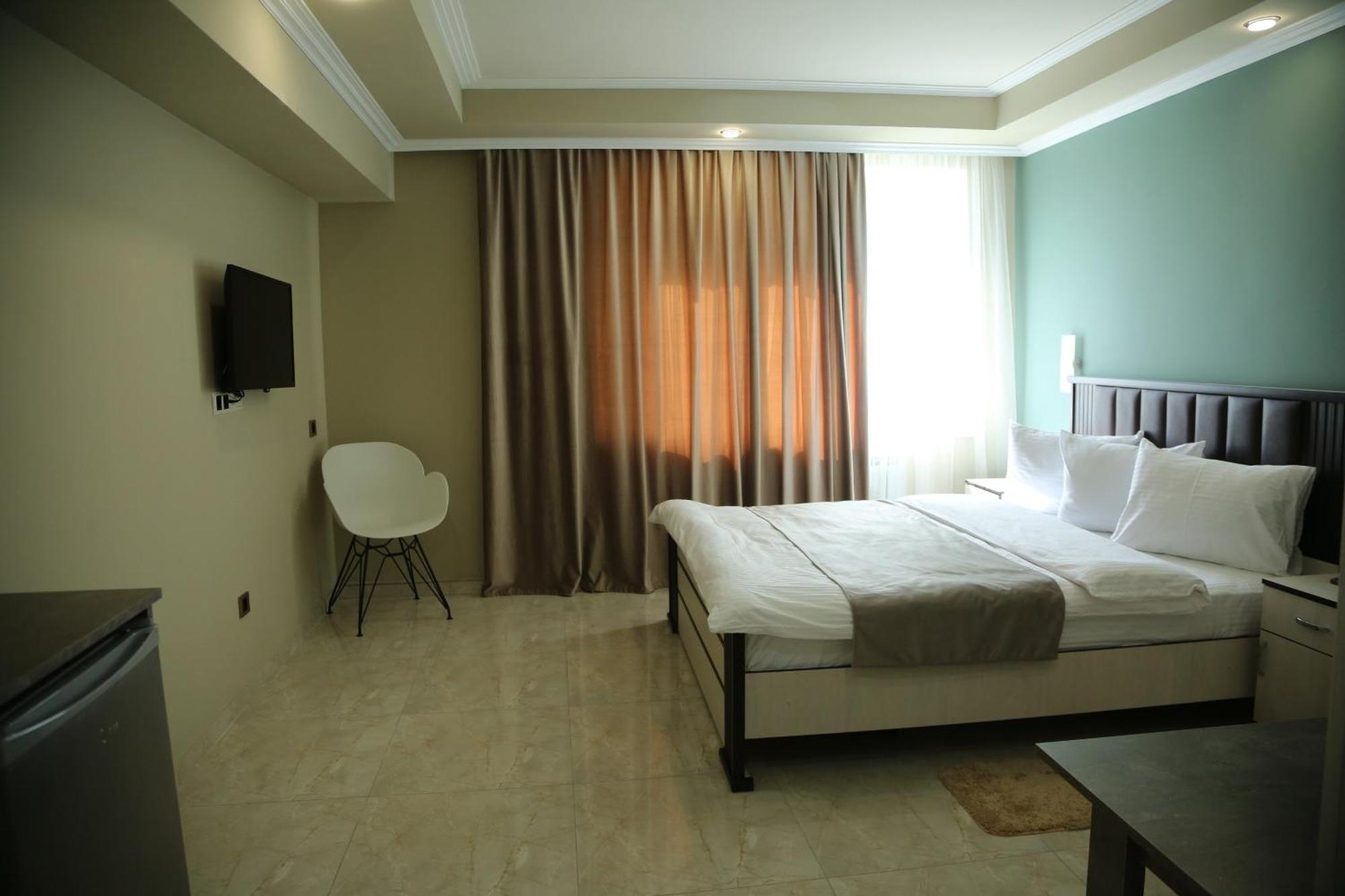 Vell Grey Hotel Martuni Buitenkant foto